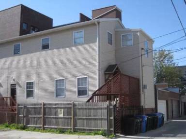 Main picture of 3921 N Ashland Ave
