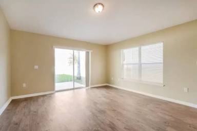 Main picture of 2913 Ariel Ave