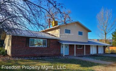 Main picture of 2261 Fawn Ridge Ct