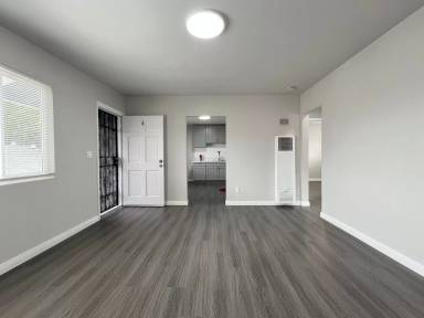 Main picture of 1135 Olive Ave