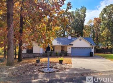 Main picture of 1401 Elaine Dr