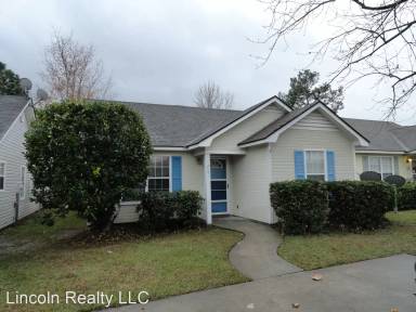 Main picture of 225 Blue Pool Dr