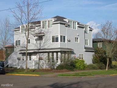 Main picture of 1877 Ferry St