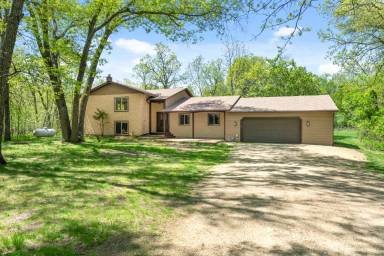 Main picture of 32324 Evergreen St NW