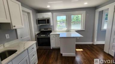 Main picture of 9 Henry Pl