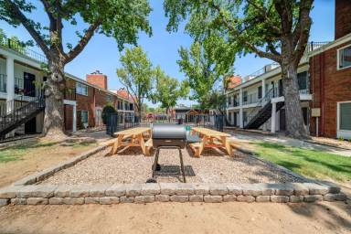 Main picture of The Elms By Onyx