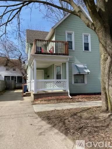 Main picture of 1007 Jennette Ave NW