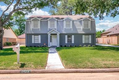 Main picture of 1423 Scenic Ridge Dr