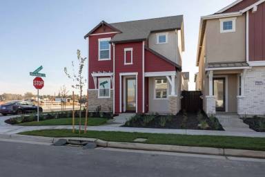 Main picture of 2994 Honey Opal Ave