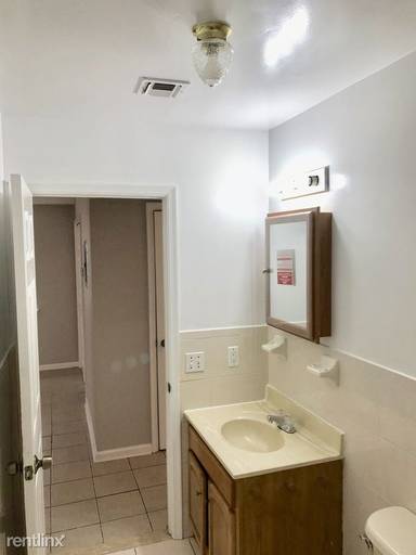 Main picture of 182 Ridge St