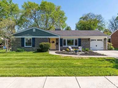 Main picture of 695 Springridge Dr