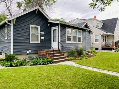 Main picture of 440 Lewis Ave