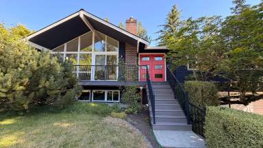 Main picture of 17420 NE 11th St