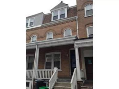 Main picture of 218 N Madison St