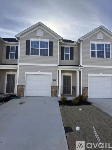 Main picture of 5639 Carrington Ct