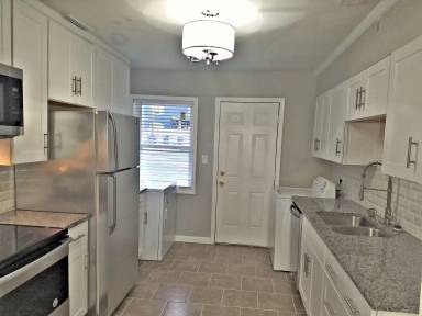 Main picture of 1501 Sherman St SE