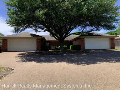 Main picture of 702 Old Lorena Rd