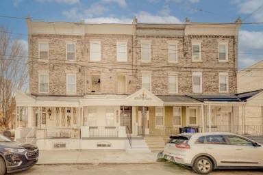 Main picture of 3214 W Norris St