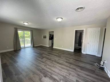 Main picture of 90 Bradley Branch Rd