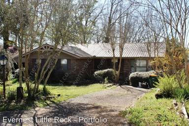 Main picture of 5601 Division St