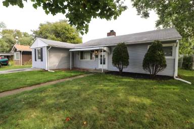 Main picture of 7611 Northcote Ave