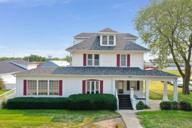Main picture of 3023 13th St