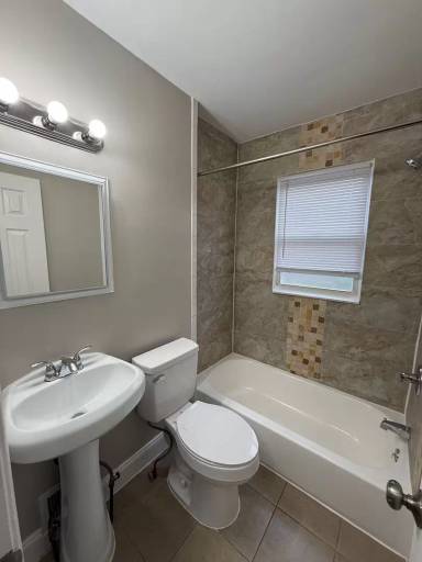 Main picture of 2350 Hunter Pl SE