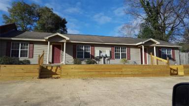 Main picture of 3425A Sullivan Lane