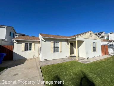 Main picture of 128 Dahlia Ave