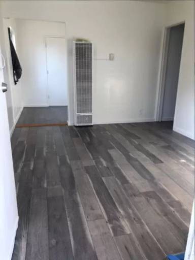 Main picture of 4851 Bell Ave