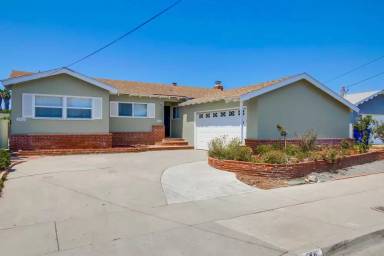 Main picture of 2360 Casement St