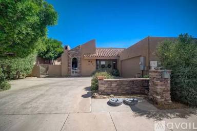 Main picture of 971 E Acacia Cir