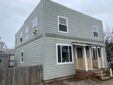 Main picture of 3238 Knox Butte Ave NE