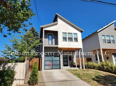 Main picture of 420 NE 76th Ave