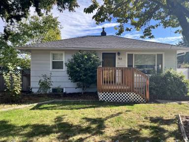 Main picture of 166 Draper St NE