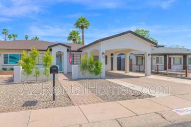 Main picture of 5513 E Earll Dr