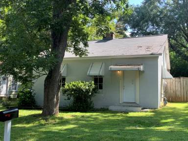 Main picture of 710 N 9th St