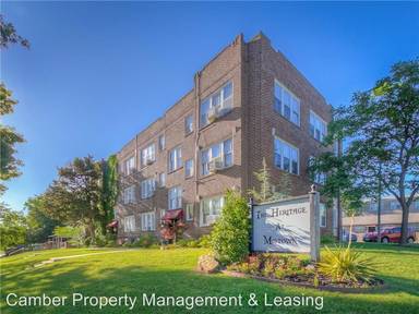 Main picture of 134 1/2 NW 17th St