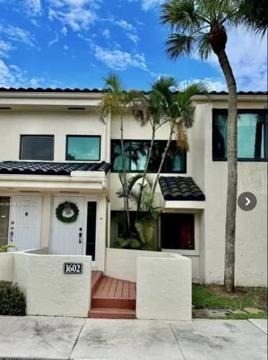 Main picture of 1602 NW 81st Way