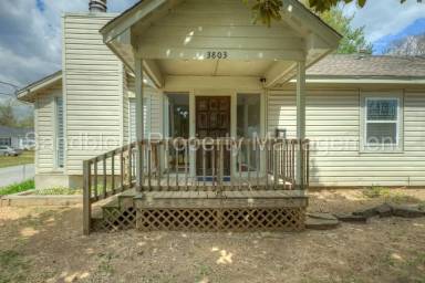 Main picture of 3803 E 36th St