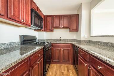 Main picture of 1410 Columbia Apartments