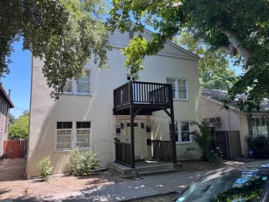 Main picture of 2021 8th St