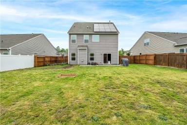 Main picture of 144 Caledonia Dr