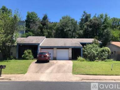 Main picture of 6505 Hart Ln