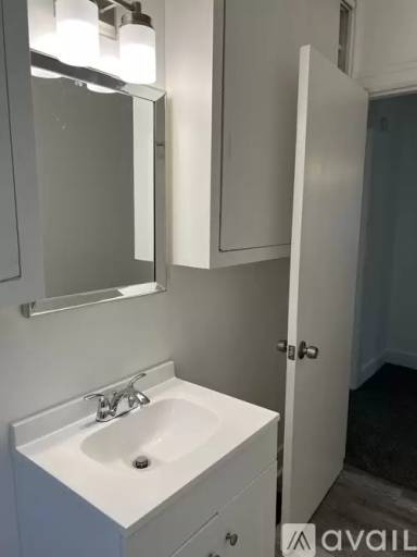 Main picture of 120 Iris Dr