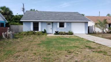 Main picture of 23 Ocean Breeze Cir
