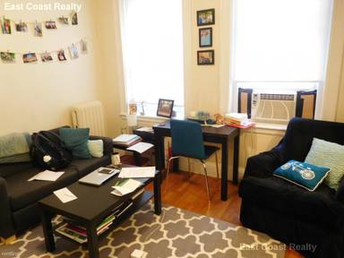 Main picture of 64 Woodstock Ave