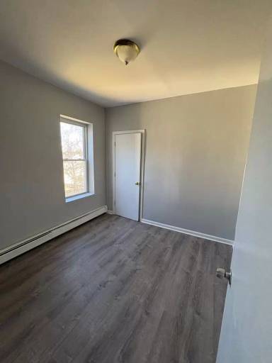 Main picture of 130 N 3rd St