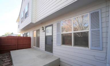 Main picture of 1338 Firefly Cir