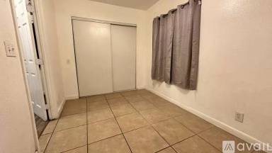 Main picture of 950 Clela Ave